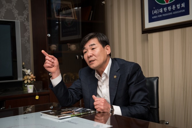 (사진) 이병규 대한한돈협회 회장